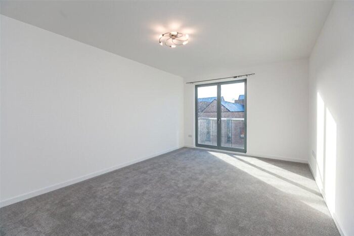 2 Bedroom Flat To Rent In Philip Terrace, Edinburgh, EH16