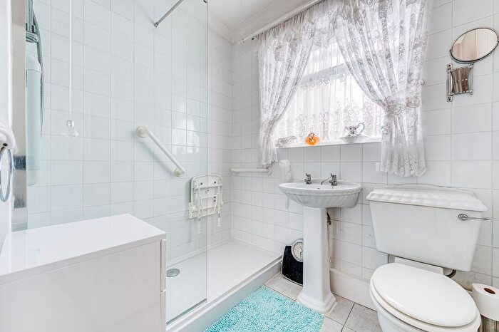 2 Bedroom Detached Bungalow For Sale In Arthur Avenue, Caister-On-Sea, NR30