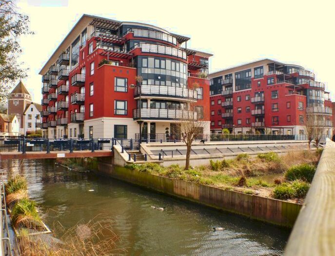 2 Bedroom Flat To Rent In Charter Quay - Kingston Riverside, KT1
