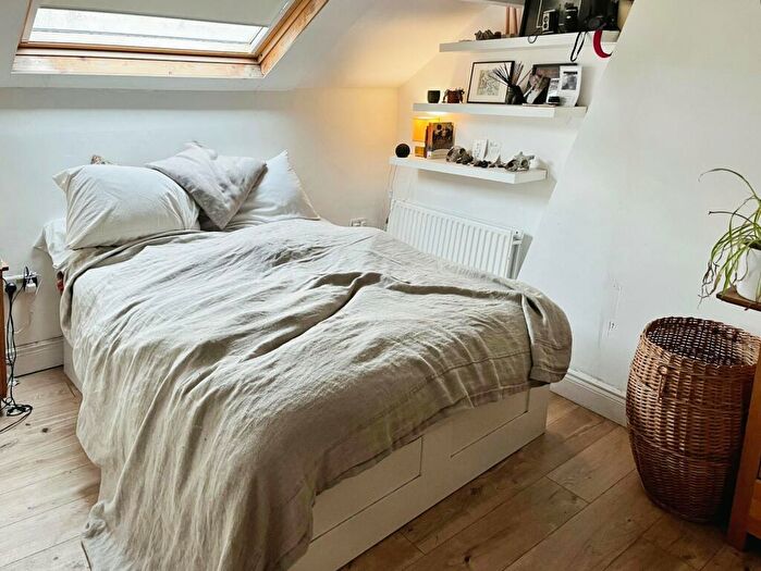 3 Bedroom Terraced House For Sale In Commercial Street, Todmorden, OL14