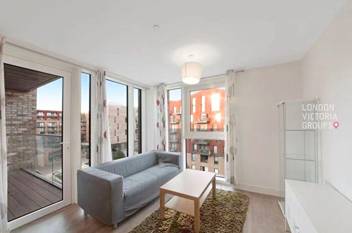 2 Bedroom Flat To Rent In Oslo Tower, Naomi Street, London, SE8