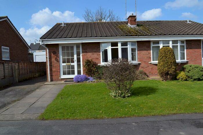 2 Bedroom Semi-Detached Bungalow To Rent In Wren Close, Swadlincote, DE11