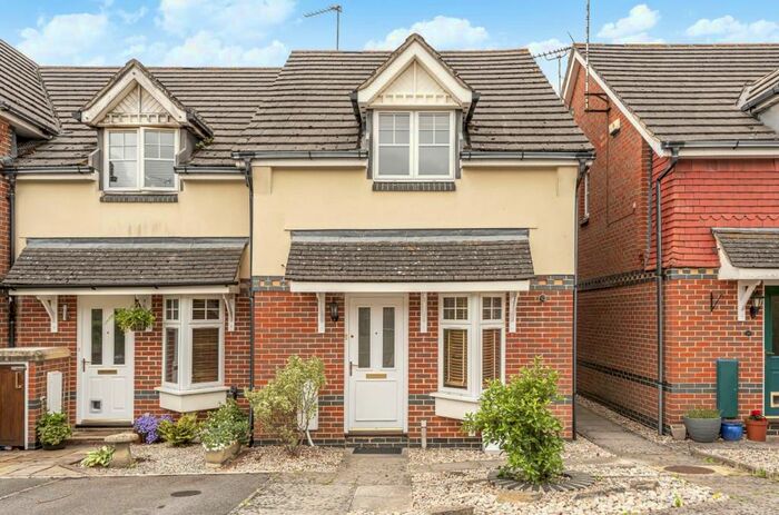 2 Bedroom End Of Terrace House To Rent In Barn Piece, Knightwood Park, Chandlers Ford, SO53