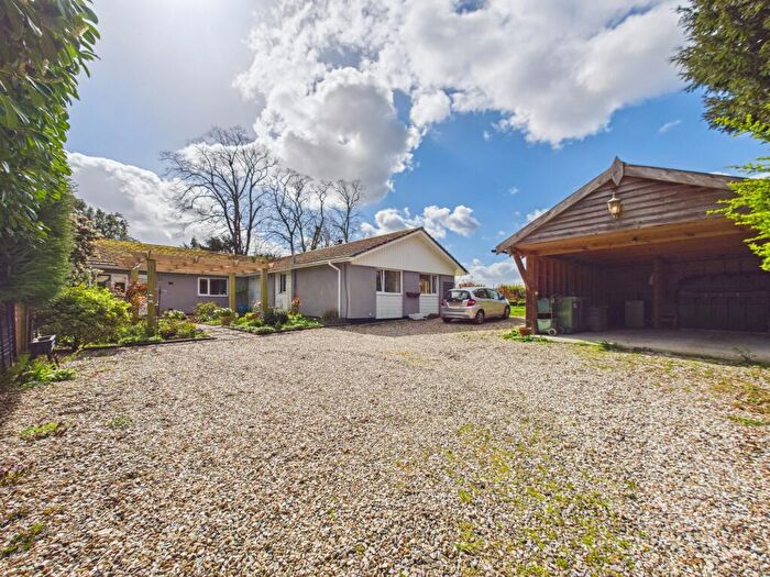 4 Bedroom Detached Bungalow For Sale In Church Lane, Reading, RG7