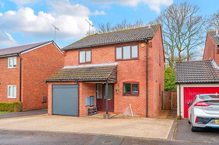 4 Bedroom Detached House For Sale In Danebury Gardens, Chandler's Ford, Eastleigh, Hampshire, SO53