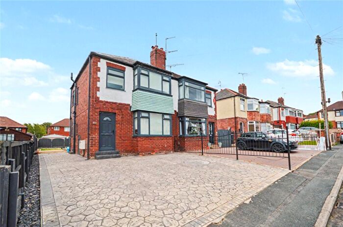 3 Bedroom Semi-Detached House For Sale In Heath Mount, Leeds, West Yorkshire, LS11