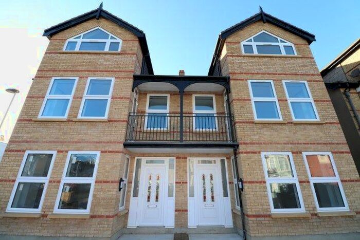 4 Bedroom Town House To Rent In Agate Road, Clacton-On-Sea CO15