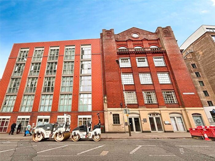 2 Bedroom Flat To Rent In Humberstone Road, Leicester, Leicestershire, LE5