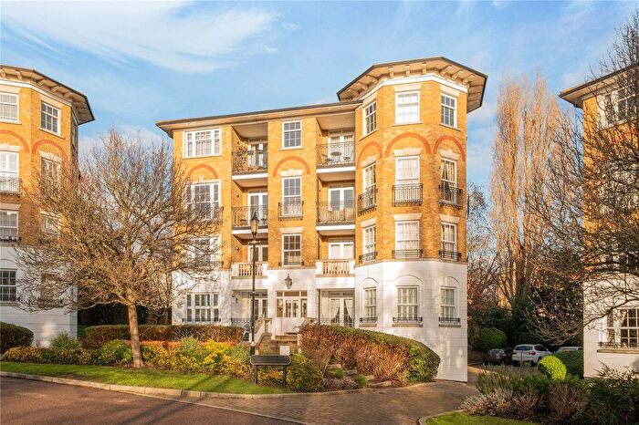 2 Bedroom Flat For Sale In Southlands Drive, Wimbledon, London, SW19