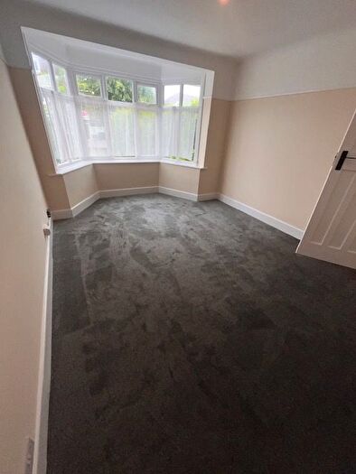 2 Bedroom Flat To Rent In Christchurch Road, Bournemouth, BH7