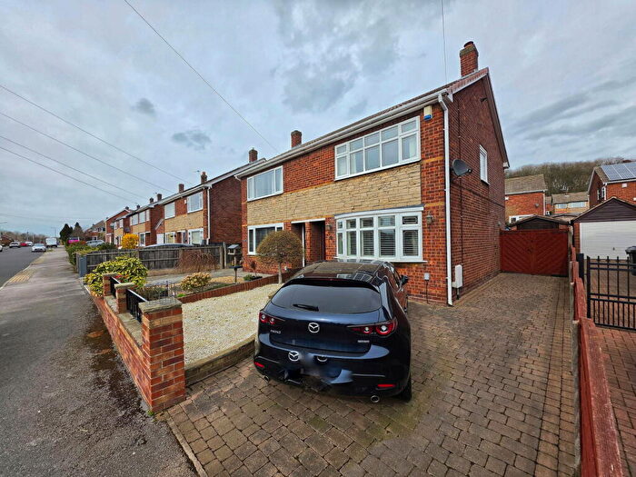 3 Bedroom Semi Detached House For Sale In St. Pauls Parade, Barnsley, S71