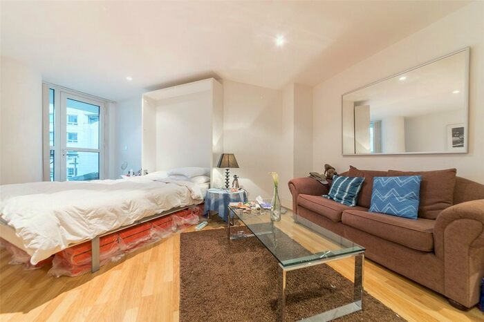 1 Bedroom Flat To Rent In Kestrel House, St. George Wharf, London, SW8