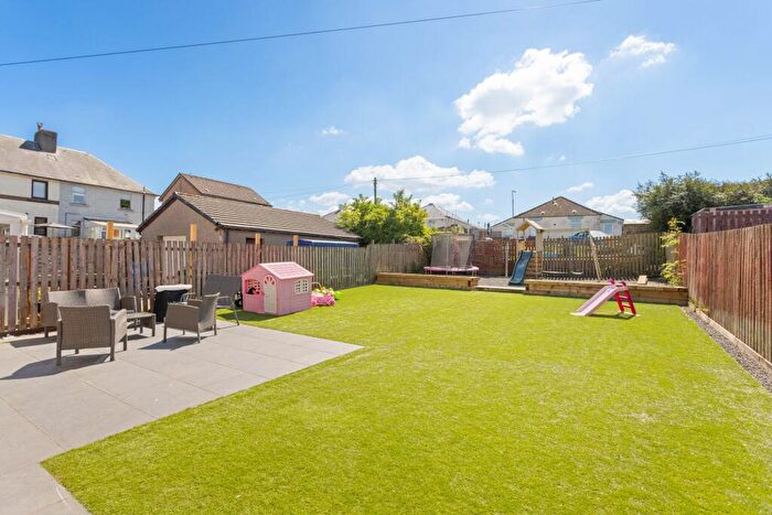 2 Bedroom Semi-Detached House For Sale In Burns Crescent, Greenrigg, ML7