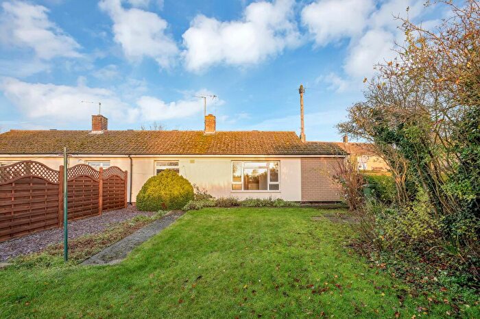 1 Bedroom Semi-Detached Bungalow For Sale In High Crescent, Great Casterton, PE9