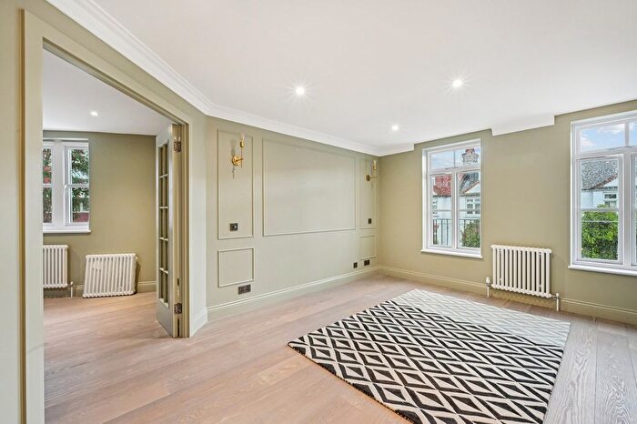 4 Bedroom End Of Terrace House To Rent In Hurlingham Square, Peterborough Road, Fulham, London, SW6