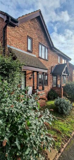2 Bedroom End Of Terrace House To Rent In Bartholemews Lane, Bromsgrove, Worcestershire, B61