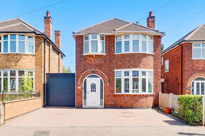 3 Bedroom Detached House For Sale In Trentham Gardens, Nottingham, NG8