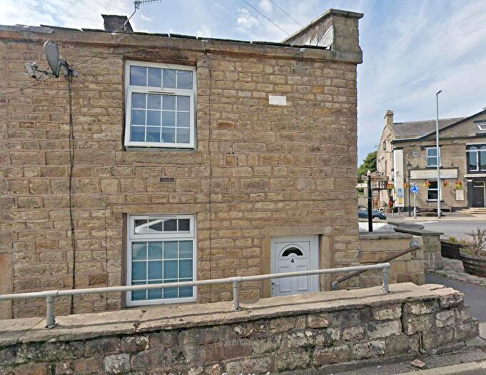 2 Bedroom Cottage To Rent In Rochdale Road, Edenfield Ramsbottom, Bury, BL0