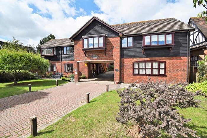 1 Bedroom Flat For Sale In High Street, Bembridge, Isle Of Wight, PO35