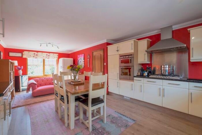 5 Bedroom Detached House For Sale In Huntly Place, Aboyne, AB34