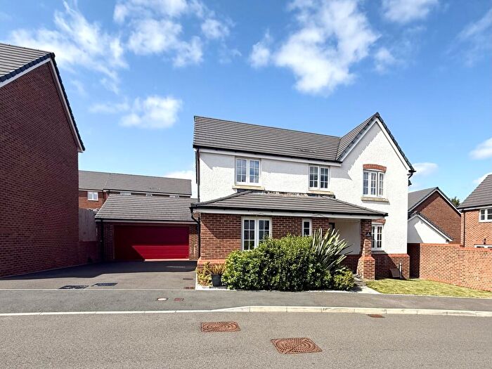 4 Bedroom Detached House For Sale In Rhodfa Crawshay, Cwmdare, Aberdare, CF44