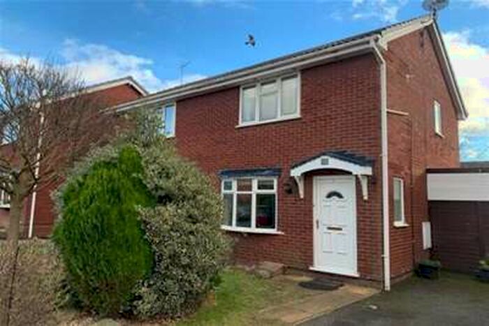 2 Bedroom House To Rent In Brook House Lane, Featherstone, WV10