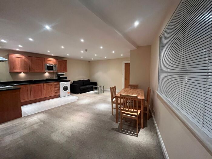 1 Bedroom Flat To Rent In Old Station Way, London, SW4