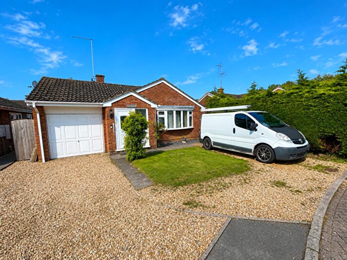 3 Bedroom Detached Bungalow For Sale In Pound Close, Great Oakley, Corby, NN18