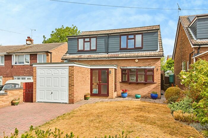4 Bedroom Detached House For Sale In Weir Bank, Burton-On-Trent, DE15