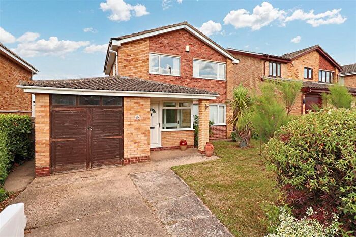 3 Bedroom Detached House For Sale In Rowan Way, Oulton Broad, Lowestoft, NR33