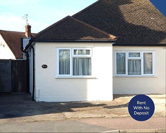 2 Bedroom Bungalow To Rent In Sea Street, Herne Bay, Kent, CT6