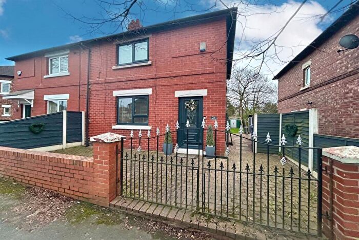 3 Bedroom Semi Detached House For Sale In Abingdon Road, Stockport, SK5