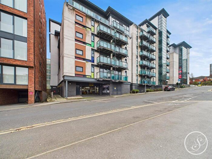 1 Bedroom Flat For Sale In Skinner Lane, Leeds, LS7