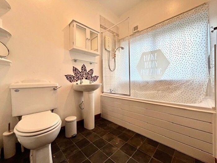 1 Bedroom Flat To Rent In Charlotte Street, Aberdeen, AB25