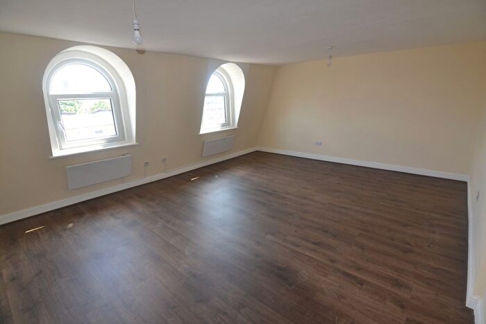 1 Bedroom Flat To Rent In The Grove, London, E15