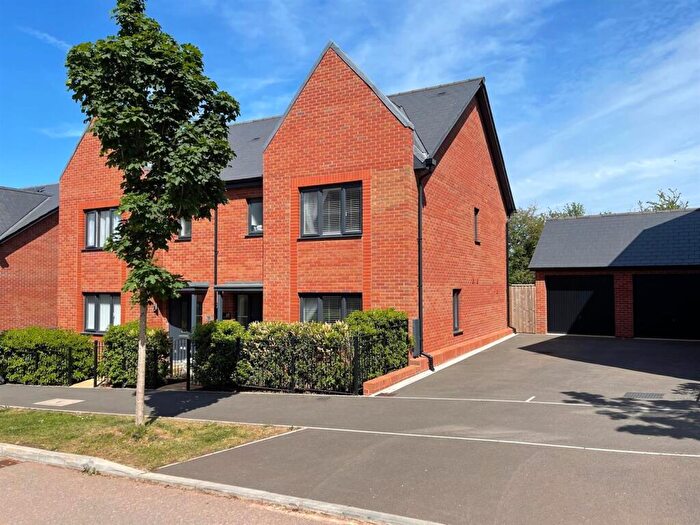 3 Bedroom Semi Detached House For Sale In Ellacott Road, Matford, Exeter, EX2