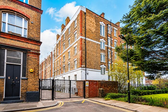 1 Bedroom Flat For Sale In Enfield Cloisters, London, N1