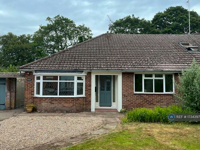 3 Bedroom Semi-Detached House To Rent In Anmore Road, Denmead, Waterlooville, PO7