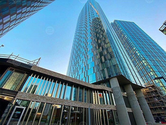 1 Bedroom Apartment To Rent In Silvercroft Street, Manchester, Greater Manchester, M15