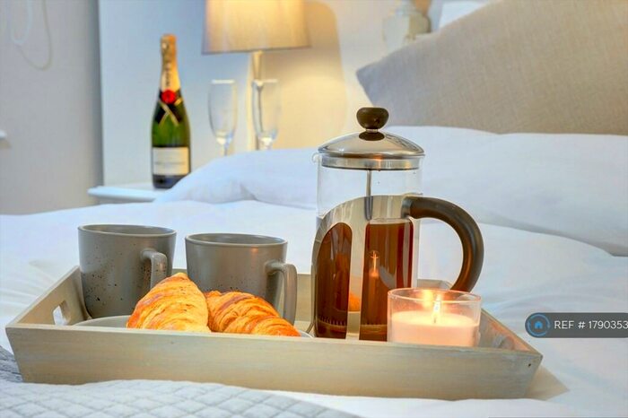 1 Bedroom Flat To Rent In Park View, Harrogate, HG1