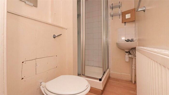 1 Bedroom Flat To Rent In Lyne Street, Edinburgh, EH7