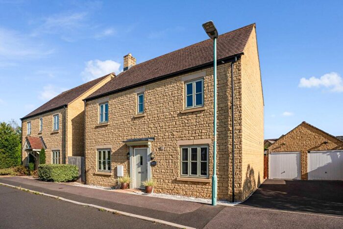 4 Bedroom Detached House For Sale In Whitley Way, Moreton-in-Marsh, Gloucestershire, GL56