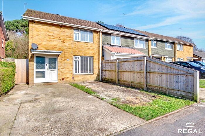 2 Bedroom End Of Terrace House For Sale In Dale Valley Road, Oakdale, Poole, BH15