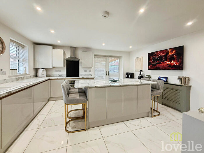 3 Bedroom Detached House For Sale In Parkside Way, Gainsborough, DN21