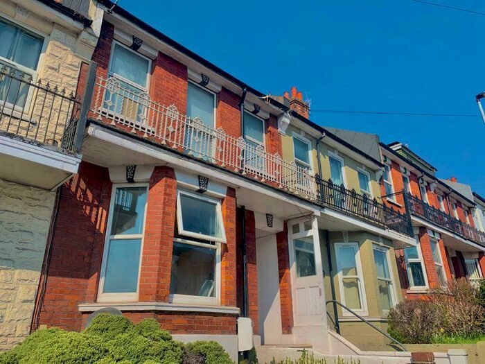 1 Bedroom Flat To Rent In Hollingbury Road, Brighton, BN1