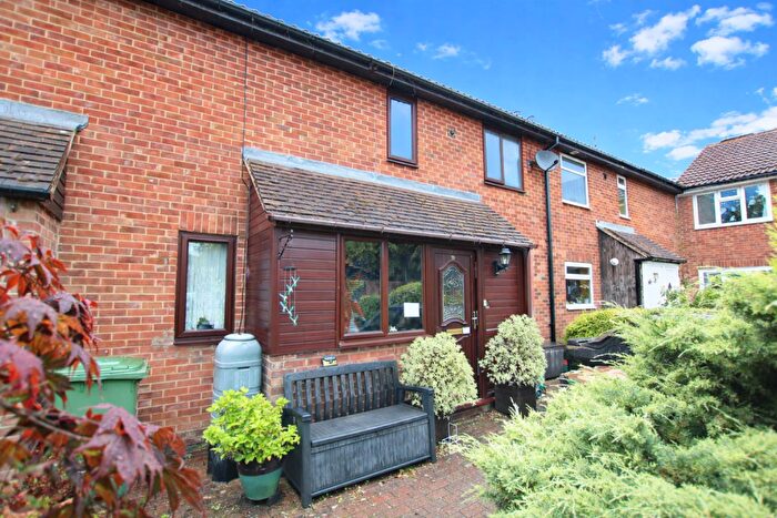 3 Bedroom Terraced House For Sale In Lydiard Close, Boyatt Wood, Eastleigh, SO50