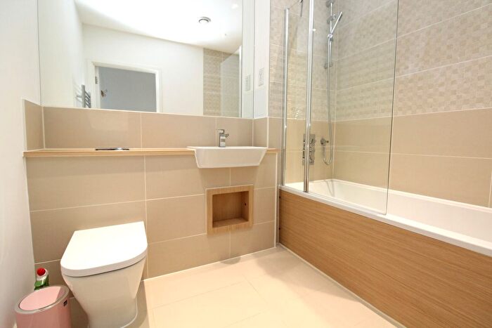 3 Bedroom Flat To Rent In Gubbins Lane, Harold Wood, RM3
