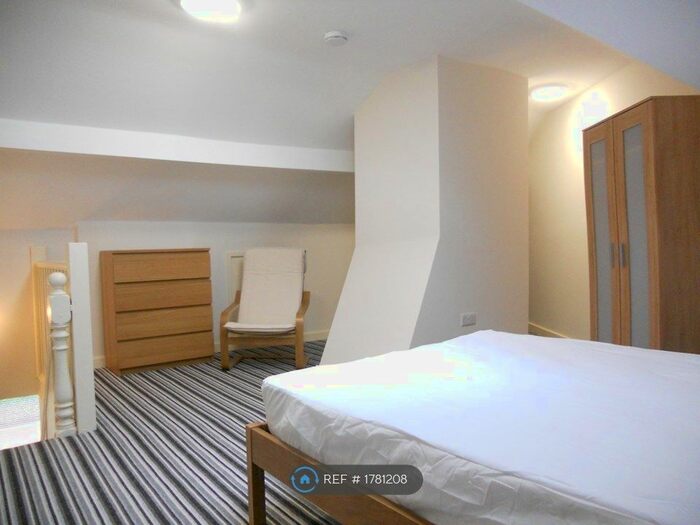 4 Bedroom End Of Terrace House To Rent In Shoreham Street, Sheffield, S1