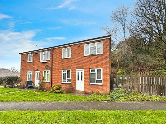 1 Bedroom Flat To Rent In Bennetts Hill, Dudley, West Midlands, DY2