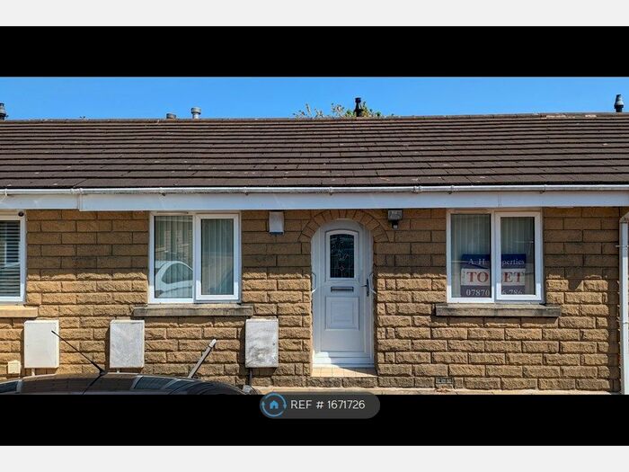 2 Bedroom Bungalow To Rent In Plover View, Burnley, BB12